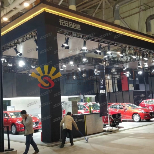 車展燈光航架